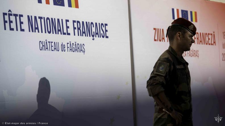 Les détachements français déployés en Estonie et en Roumanie célèbrent le 14 juillet