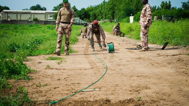 BARKHANE – Partenariat avec les armées tchadiennes dans la lutte contre les IED
