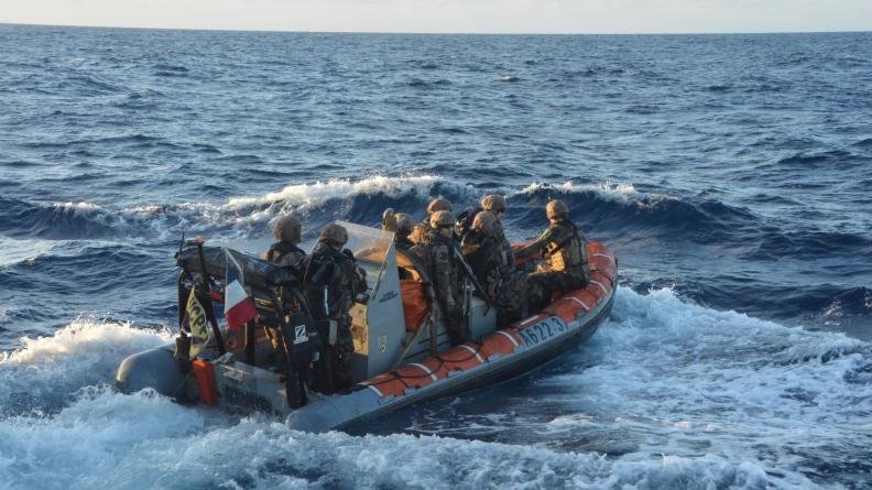 Opération de police des pêches à l’Ouest des Marquises pour l’équipage du BSAOM Bougainville 