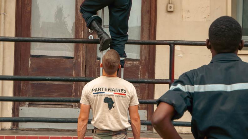 EFG - Renforcement des compétences des sapeurs-pompiers de Libreville