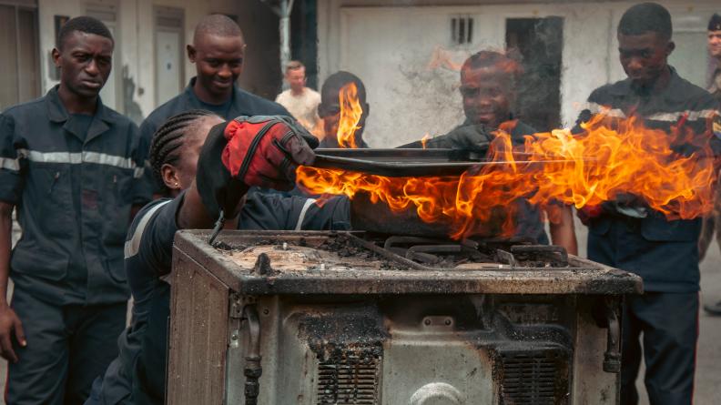 EFG - Renforcement des compétences des sapeurs-pompiers de Libreville