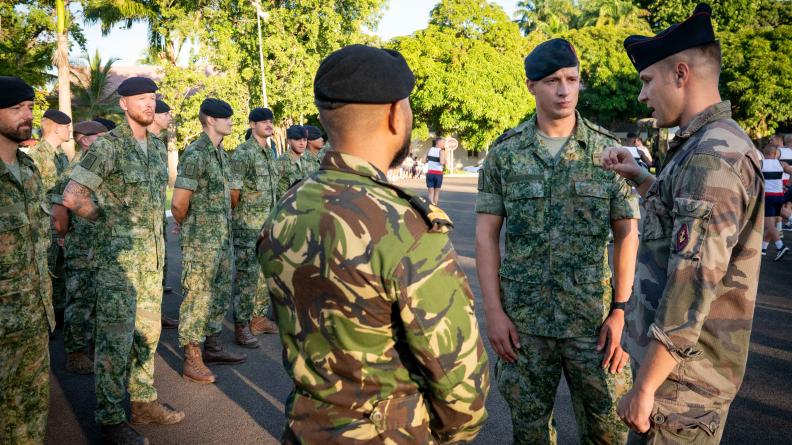 Les forces néerlandaises et trinidadiennes s’entrainent avec le 33ème RIMa