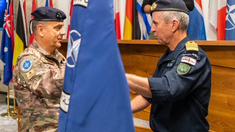 Prise de commandement de NMI par le général de division Hintzy
