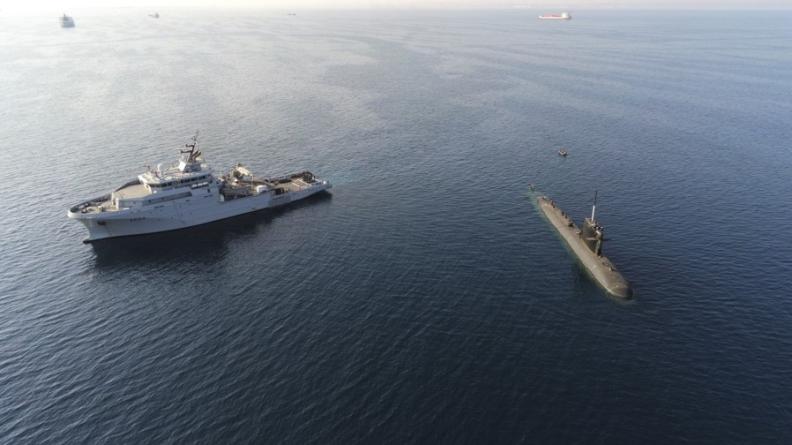 FFEAU – Franchissement historique du canal de Suez par un SNA de la Marine Nationale