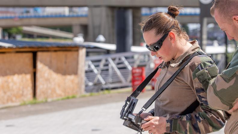 Entraînement de drones tactiques en zone urbaine dans le cadre des Jeux Olympiques et Paralympiques 