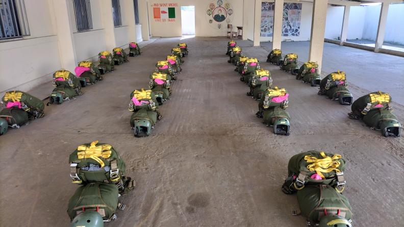 Entraînement aéroporté franco-ivoirien