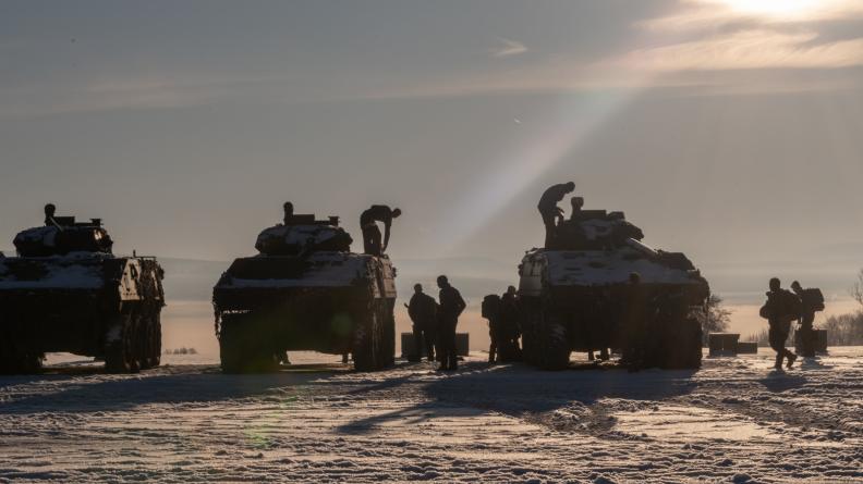 Le bataillon multinational conduit un exercice de déploiement d’envergure dans les Carpates