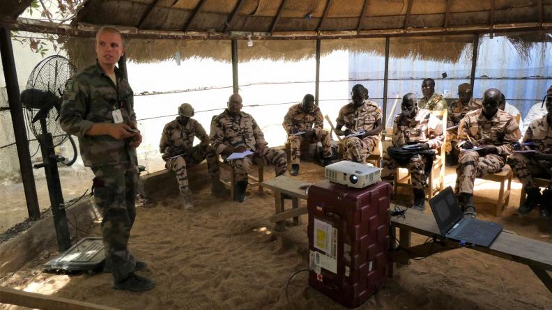 Succession de détachements d’instruction opérationnel au profit de militaires tchadiens