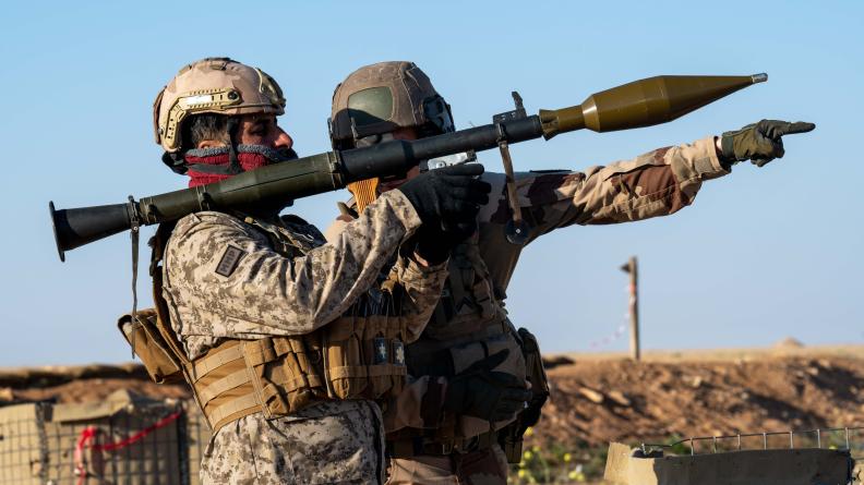 FFEAU – Formation du quatrième bataillon du Désert irakien par la Task Force LAMASSU 