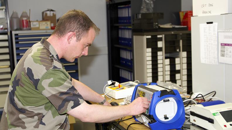 Technicien supérieur hospitalier militaire