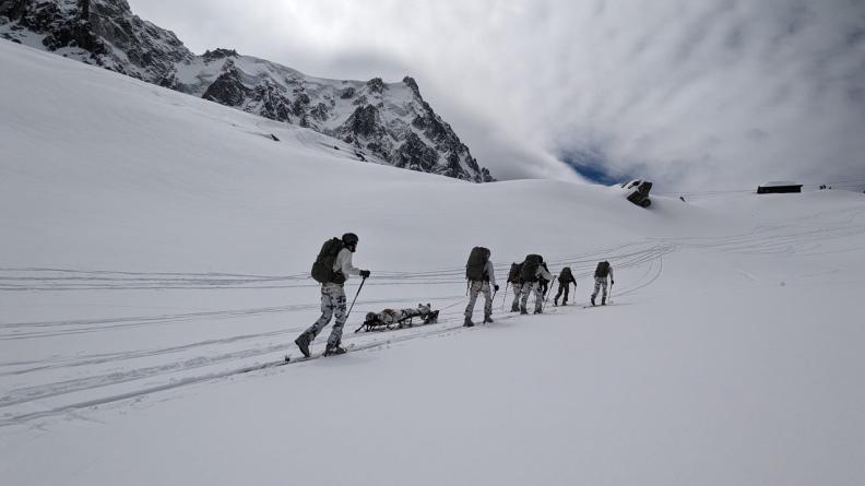 Médecins militaires en montagne 