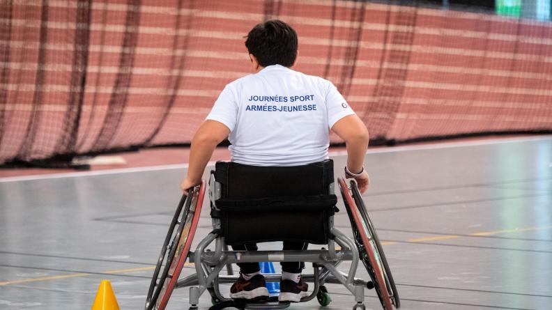 Le rugby fauteuil aux Journées sport-armées-jeunesse