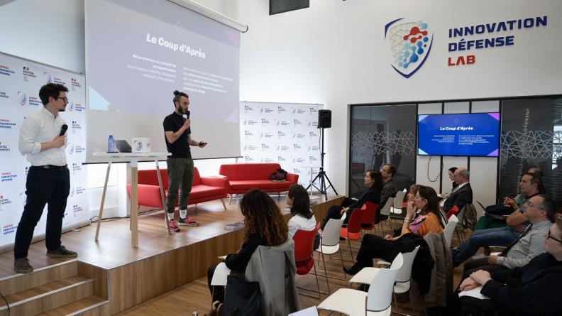  Le collectif "le coup d'après" présente le projet auprès de l'audience