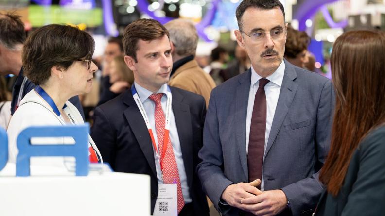 Le secrétaire général pour l’administration, Christophe Mauriet, est venu visiter le stand.