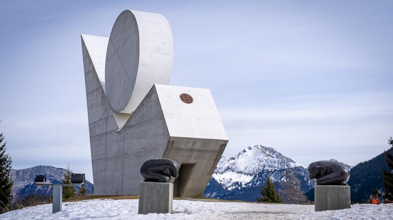 Le Monument national de la résistance, sur le plateau des Glières