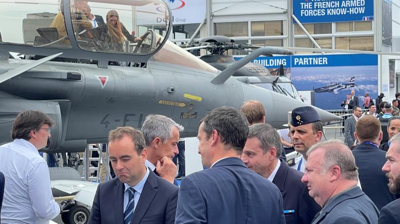 Stand du ministère des Armées (Salon du Bourget 2023) Stand du ministère des Armées (Salon du Bourget 2023)