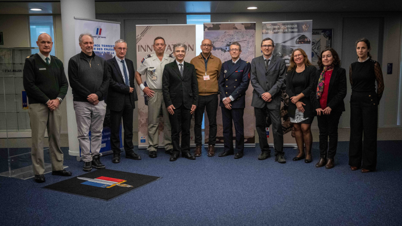 Photo de groupe des équipes.