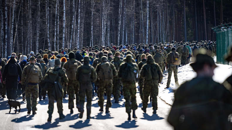 1200 soldats de l’OTAN participent à la Scout March.