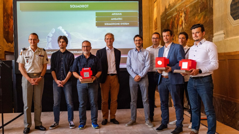 1er prix pour l’équipe Squadbot.
