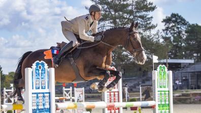 L’adjudant-chef Schauly lors du championnat du monde militaire d’équitation 2022 