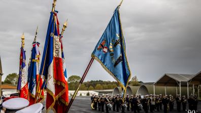 Une cérémonie, ponctuée de symboles, en hommage aux Groupes Lourds