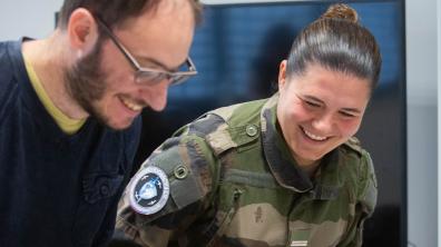 Cybercombattants civil et militaire