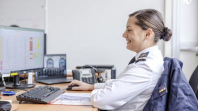 Commissaire des armées sous contrat