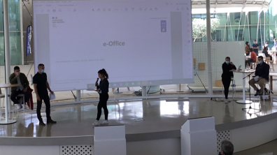 Hackathon : les élèves commissaires à l’heure de l’innovation !