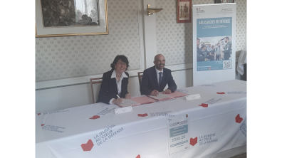 Signature de la convention de parrainage entre l'ENSJ et une classe du collège Hevé Longchambon