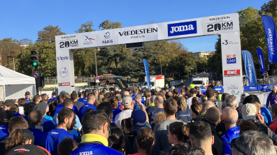 Les coureurs au départ des 20 km de Paris