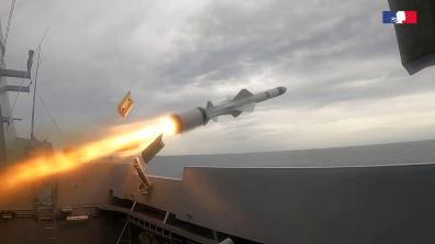 tir mm40 depuis la FREMM Alsace