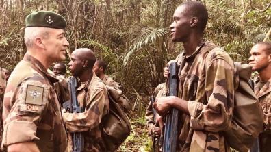 Visite officielle du CEMA au Gabon 