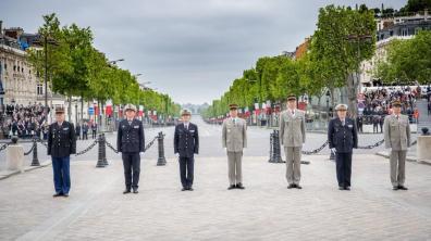 Le CEMA participe aux commémorations du 8 mai