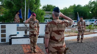 Le général de division Bruno BARATZ prend le commandement de l’opération