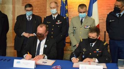 La signature de la convention