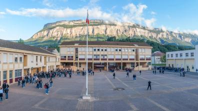 Place d'armes de l'école