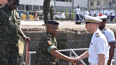 Escale sous le signe de la coopération pour le PHM EV Jacoubet en Guinée