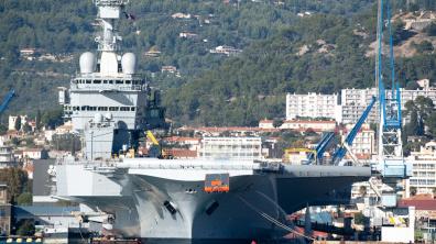Tirs maquettes depuis le Charles de Gaulle