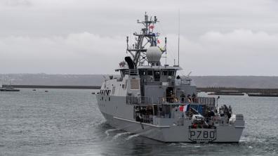 Le patrouilleur outre-mer Teriieroo a Teriierooiterai appareille de Brest pour rallier Papeete