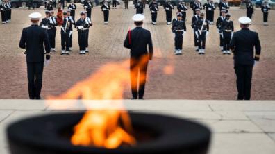 Cérémonie de passation du drapeau de la DBFM