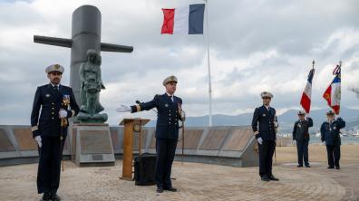 Prise de commandement SNA Tourville bleu
