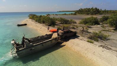 Débarquement d'un véhicule de l'armée de Terre
