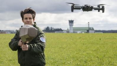 Interception d’un mini-drone à l’aide du fusil brouilleur Nerod, 13 mars 2024