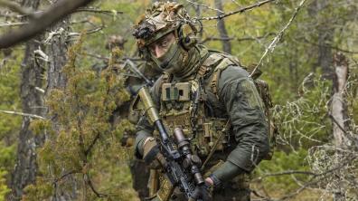 Un soldat de l’équipe légère d’appui spécialisée lors de l’exercice Kurun, en février 2025. 