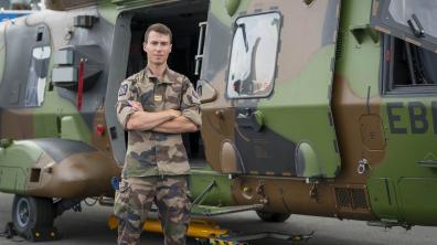 Capitaine Pierre, pilote et chef de patrouille sur NH90 Caïman