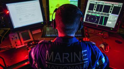 L'IA assiste « les oreilles d’or » de la Marine nationale dans l'analyse des détections acoustiques.