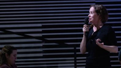 La réalisatrice Elsa Guiol lors de la session de questions avec le public.