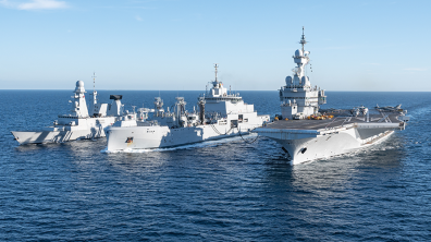 Le porte-avions Charles-de-Gaulle, l’un des fleurons de la défense française, mission récente