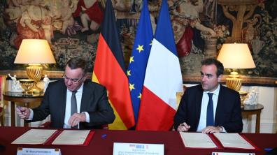Signature de la phase 1A du programme de char du futur 