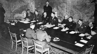 Le 7 mai 1945, l’Allemagne nazie signait la reddition sans conditions avec les Alliés
